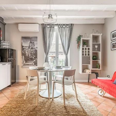 L'Atelier Del Centro: Tra Design, Storia E Fascino Lägenhet Brescia Exteriör bild