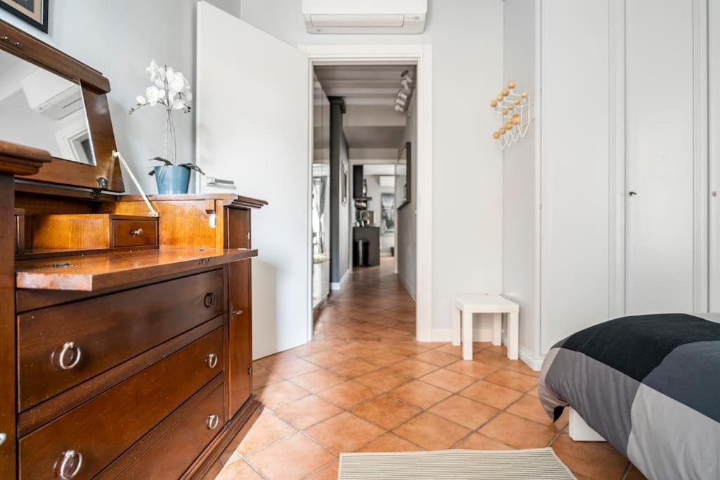 L'Atelier Del Centro: Tra Design, Storia E Fascino Lägenhet Brescia Exteriör bild