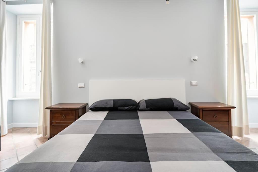 L'Atelier Del Centro: Tra Design, Storia E Fascino Lägenhet Brescia Exteriör bild